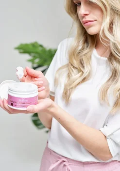 Maschera Elasticizzante alle Nocciole, 200 ml