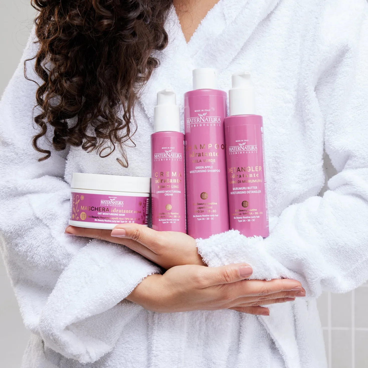 Set per il Trattamento dei Capelli Ricci, 700 ml