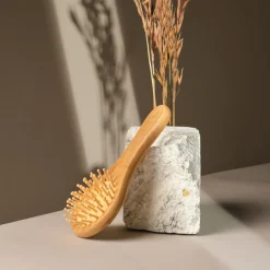 Spazzola per Capelli in Bambù in Formato da Viaggio