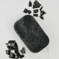 Spugna Konjac per il Corpo al Carbone Attivo